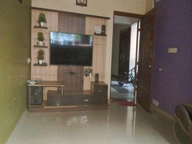 3 BHK Apartment in Tragad for resale Ahmedabad. The reference number is 21159324