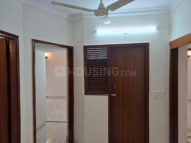 3 BHK Apartment in Uday Park for rent New Delhi. The reference number is 20722393