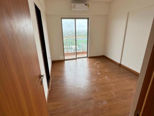 3 BHK Apartment in Upper Kharadi for resale Pune. The reference number is 20910304