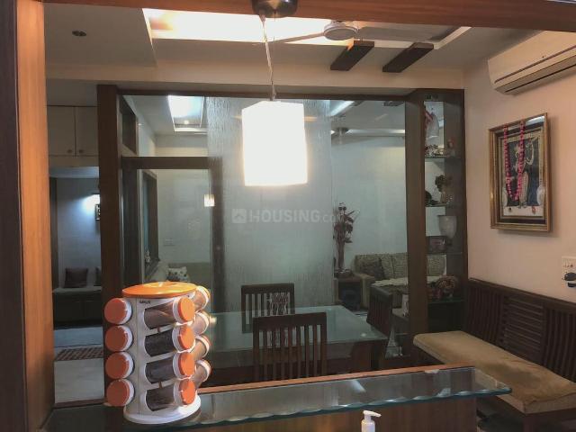 3 BHK Apartment in Usmanpura for resale Ahmedabad. The reference number is 21326302