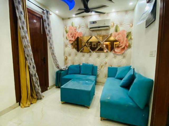 3 BHK Apartment in Uttam Nagar for rent New Delhi. The reference number is 21193194