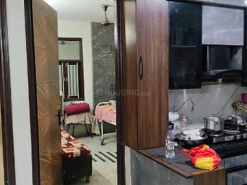 3 BHK Apartment in Uttam Nagar for resale New Delhi. The reference number is 20519378
