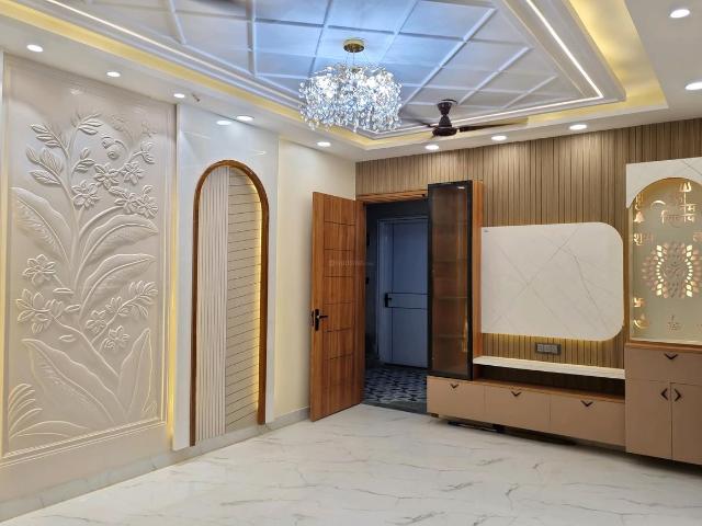 3 BHK Apartment in Uttam Nagar for resale New Delhi. The reference number is 20948091