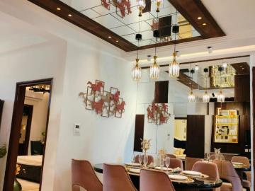 3 BHK Apartment in Utrathiya for resale Zirakpur. The reference number is 20206599