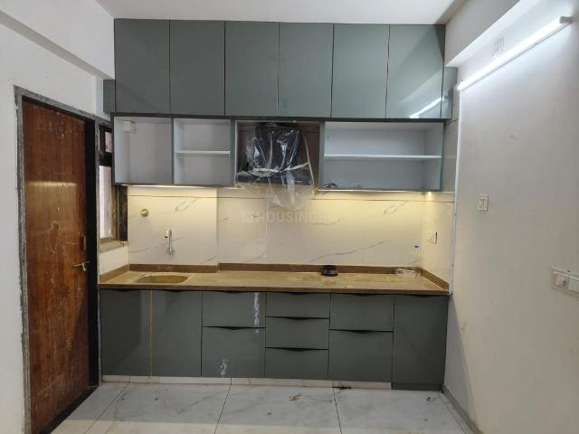 3 BHK Apartment in Uvarsad for rent Gandhinagar. The reference number is 21013716
