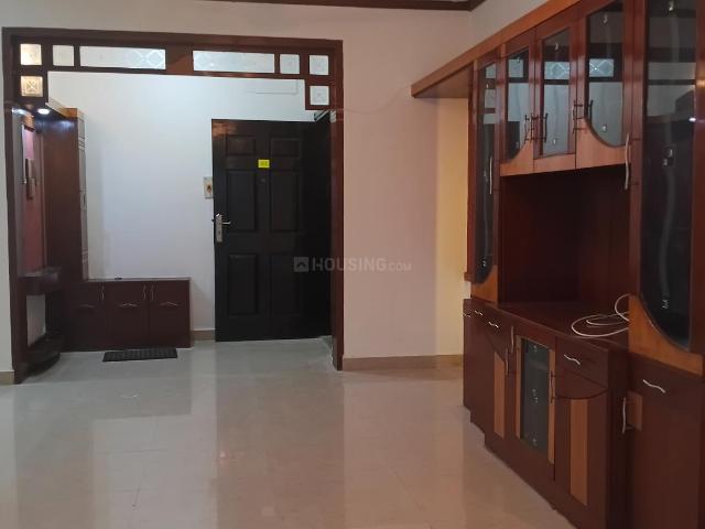 3 BHK Apartment in Vadapalani for rent Chennai. The reference number is 21150314