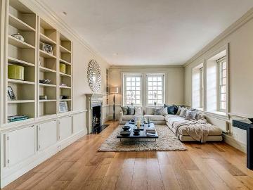 Ramprastha Society - Balcony, Parking