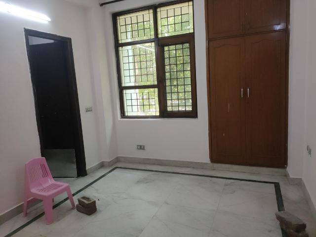 3 BHK Apartment in Vaishali for rent Ghaziabad. The reference number is 20221910