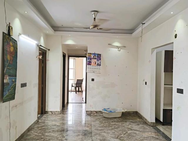 3 BHK Apartment in Vaishali for rent Ghaziabad. The reference number is 20713319