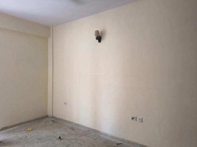 3 BHK Apartment in Vaishali for rent Ghaziabad. The reference number is 20773483