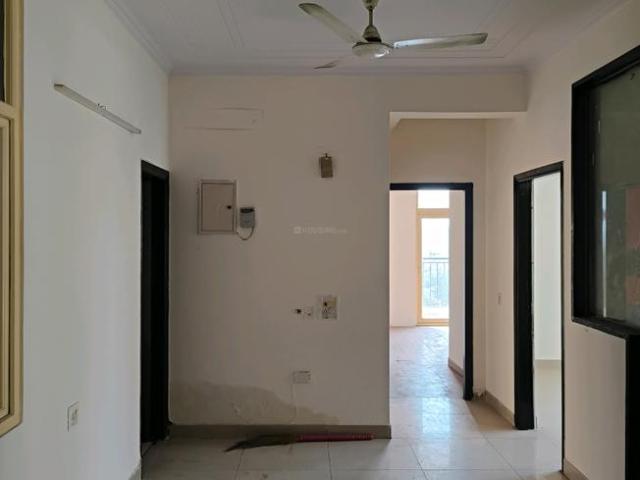 3 BHK Apartment in Vaishali for rent Ghaziabad. The reference number is 20794140