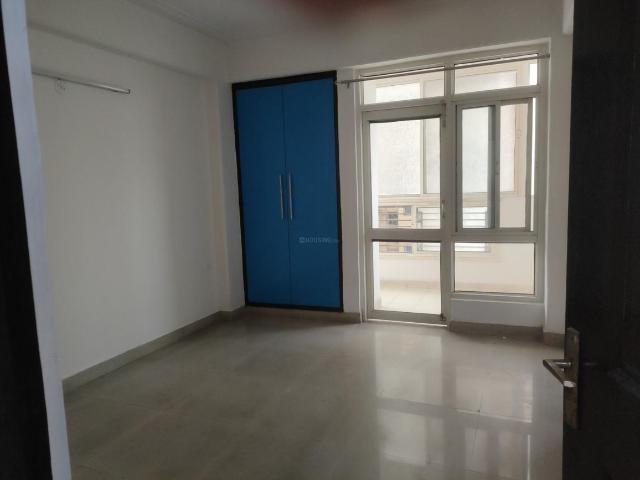 3 BHK Apartment in Vaishali for rent Ghaziabad. The reference number is 21037829