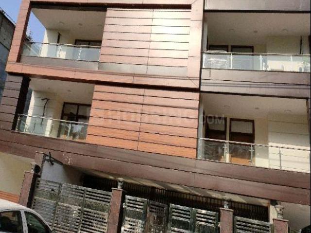 3 BHK Apartment in Vaishali for rent Ghaziabad. The reference number is 21070106