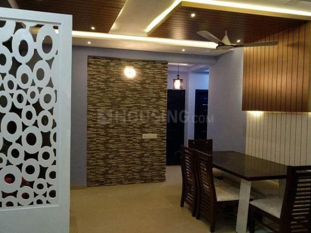 3 BHK Apartment in Vaishali for rent Ghaziabad. The reference number is 21073732
