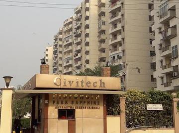 3 BHK Apartment in Vaishali for resale Ghaziabad. The reference number is 17566304