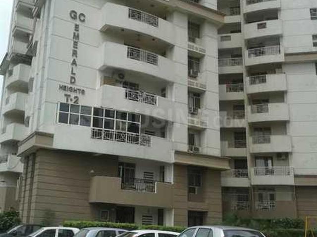 3 BHK Apartment in Vaishali for resale Ghaziabad. The reference number is 18057395