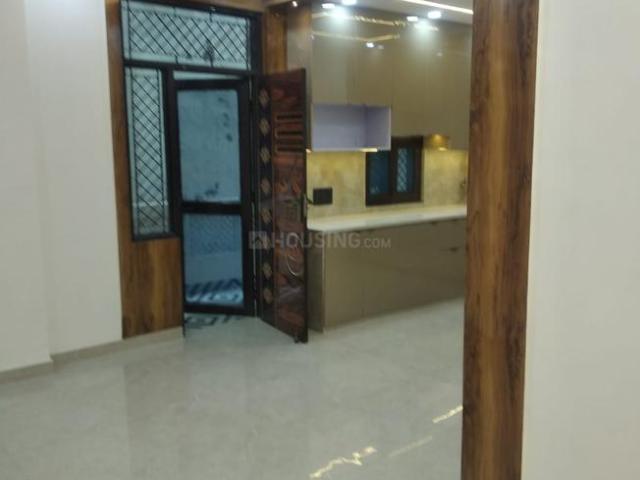 3 BHK Apartment in Vaishali for resale Ghaziabad. The reference number is 19676337
