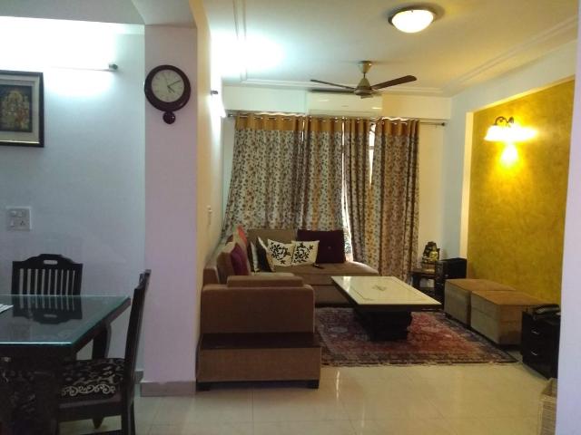 3 BHK Apartment in Vaishali for resale Ghaziabad. The reference number is 19318052