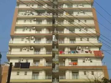 3 BHK Apartment in Vaishali for resale Ghaziabad. The reference number is 20332367