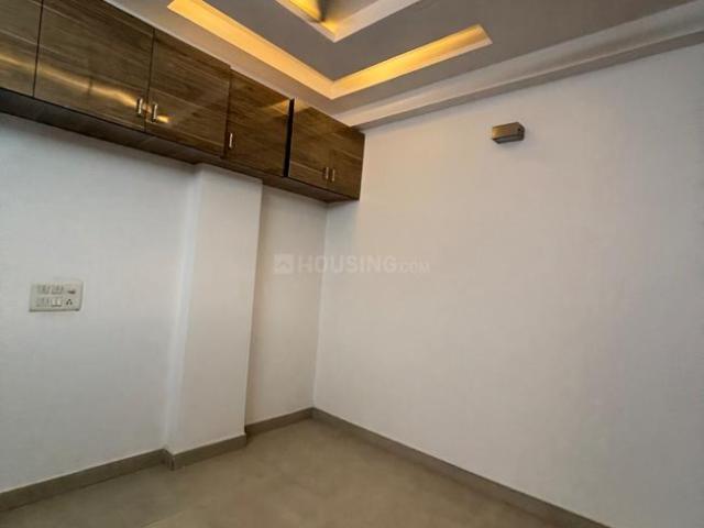 3 BHK Apartment in Vaishali for resale Ghaziabad. The reference number is 21277749