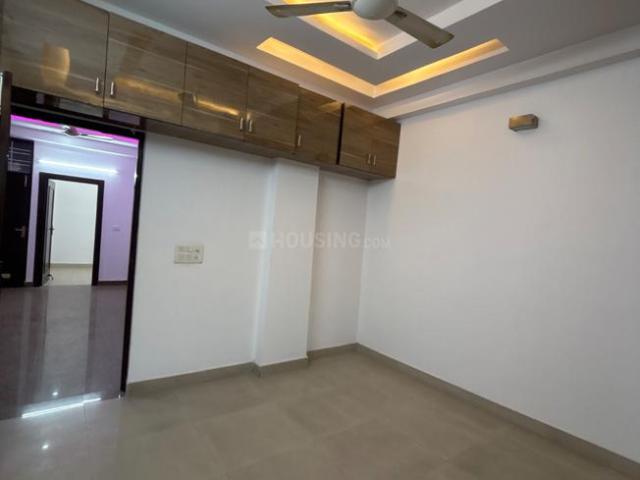 3 BHK Apartment in Vaishali for resale Ghaziabad. The reference number is 21350679