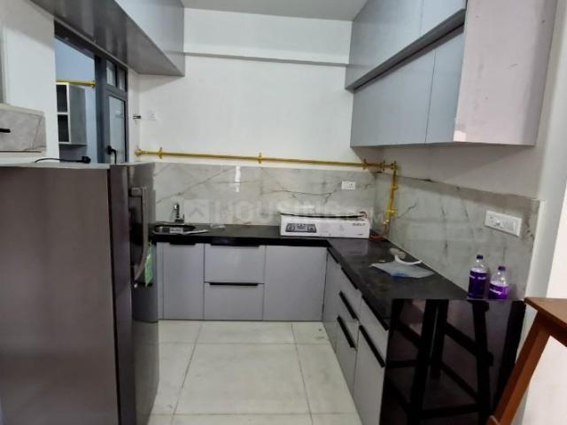3 BHK Apartment in Vaishno Devi Circle for rent Ahmedabad. The reference number is 15583277