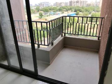 3 BHK Apartment in Vaishno Devi Circle for rent Ahmedabad. The reference number is 19934989