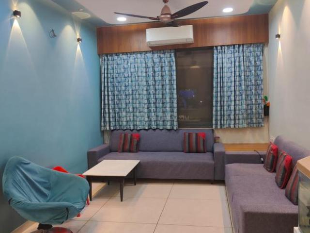 3 BHK Apartment in Vaishno Devi Circle for rent Ahmedabad. The reference number is 19995674