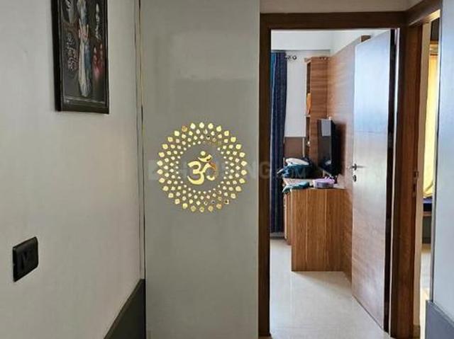 3 BHK Apartment in Vaishno Devi Circle for rent Ahmedabad. The reference number is 19327209