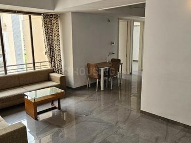 3 BHK Apartment in Vaishno Devi Circle for rent Ahmedabad. The reference number is 20408676