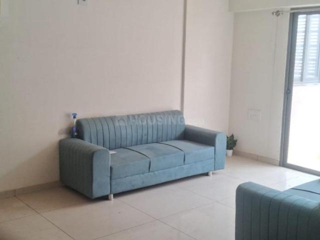 3 BHK Apartment in Vaishno Devi Circle for rent Ahmedabad. The reference number is 20507967