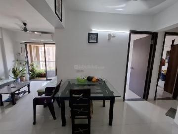 3 BHK Apartment in Vaishno Devi Circle for rent Ahmedabad. The reference number is 20550723