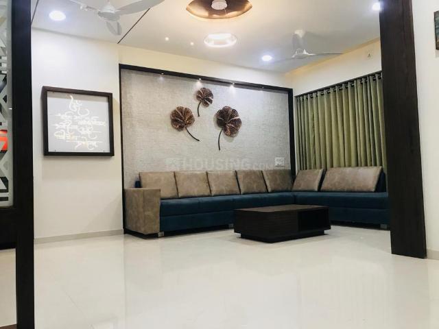 3 BHK Apartment in Vaishno Devi Circle for rent Ahmedabad. The reference number is 20558668