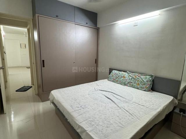 3 BHK Apartment in Vaishno Devi Circle for rent Ahmedabad. The reference number is 20612056