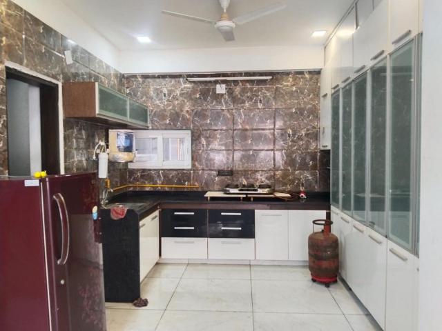 3 BHK Apartment in Vaishno Devi Circle for rent Ahmedabad. The reference number is 20719097