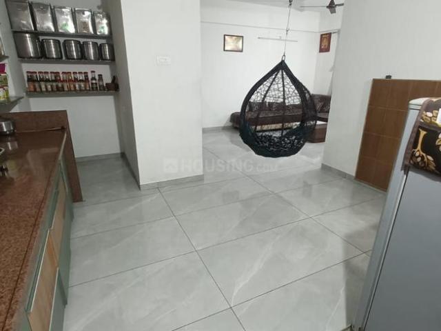 3 BHK Apartment in Vaishno Devi Circle for rent Ahmedabad. The reference number is 20726074