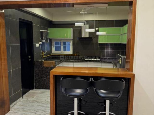 3 BHK Apartment in Vaishno Devi Circle for rent Ahmedabad. The reference number is 20791908