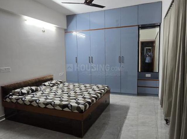 3 BHK Apartment in Vaishno Devi Circle for rent Ahmedabad. The reference number is 20828347