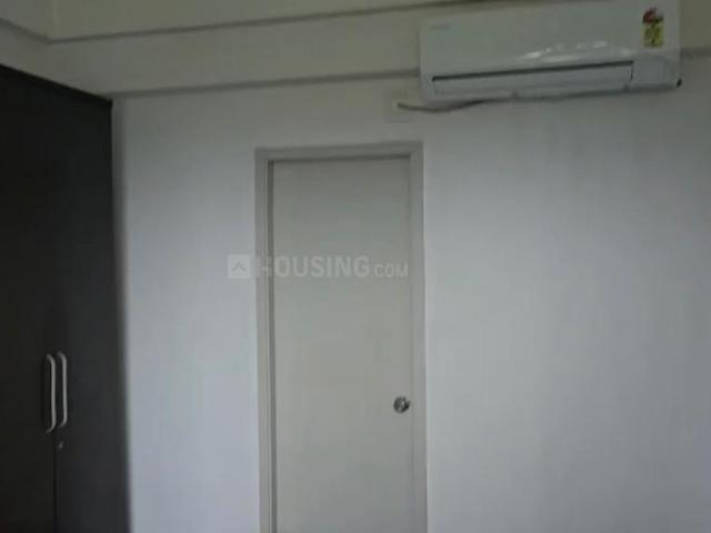 3 BHK Apartment in Vaishno Devi Circle for rent Ahmedabad. The reference number is 20840901