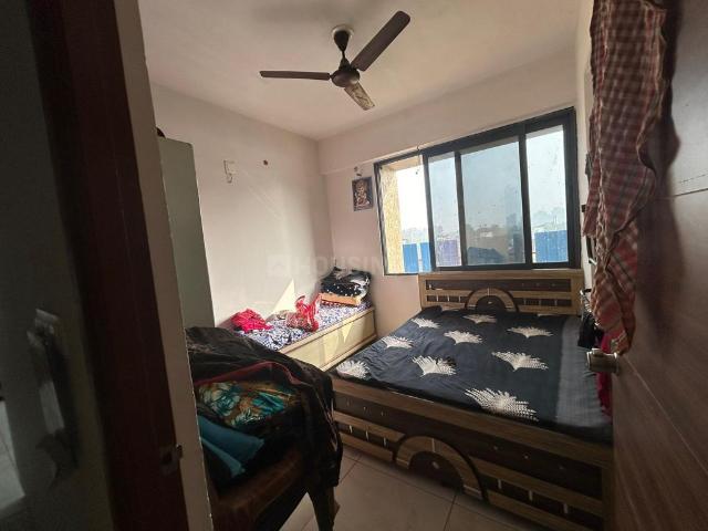 3 BHK Apartment in Vaishno Devi Circle for rent Ahmedabad. The reference number is 20025050