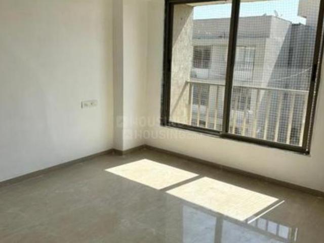 3 BHK Apartment in Vaishno Devi Circle for rent Ahmedabad. The reference number is 20097605