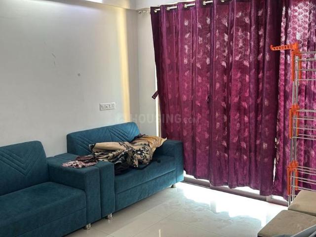 3 BHK Apartment in Vaishno Devi Circle for rent Ahmedabad. The reference number is 20267994
