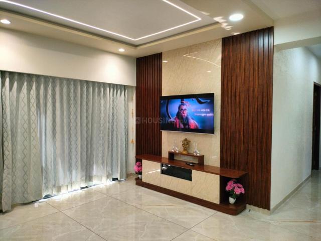 3 BHK Apartment in Vaishno Devi Circle for rent Ahmedabad. The reference number is 21031262