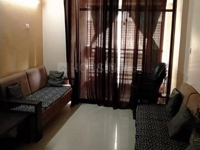 3 BHK Apartment in Vaishno Devi Circle for rent Ahmedabad. The reference number is 21121450