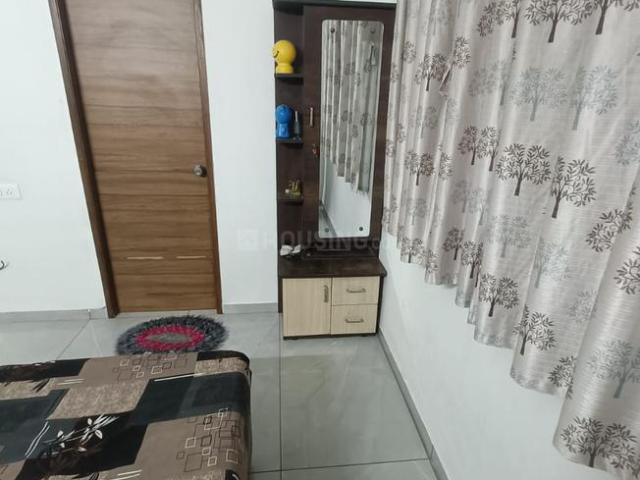 3 BHK Apartment in Vaishno Devi Circle for rent Ahmedabad. The reference number is 21132002