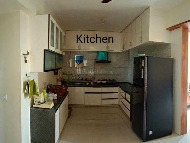 3 BHK Apartment in Vaishno Devi Circle for rent Ahmedabad. The reference number is 21135376