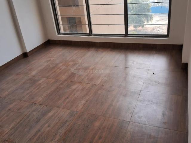 3 BHK Apartment in Vaishno Devi Circle for rent Ahmedabad. The reference number is 21258126