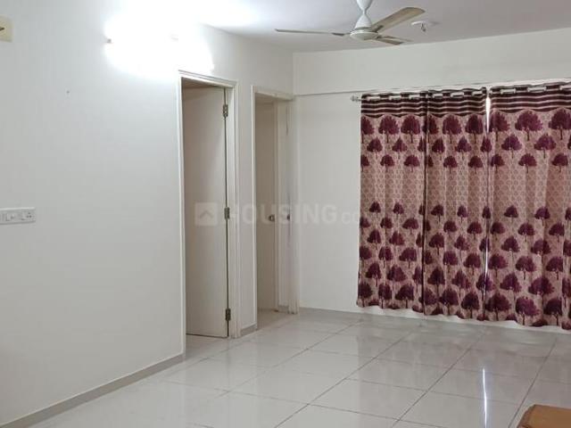 3 BHK Apartment in Vaishno Devi Circle for rent Ahmedabad. The reference number is 21282004