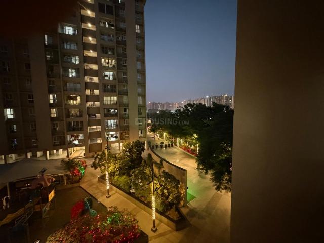 3 BHK Apartment in Vaishno Devi Circle for rent Ahmedabad. The reference number is 21306207