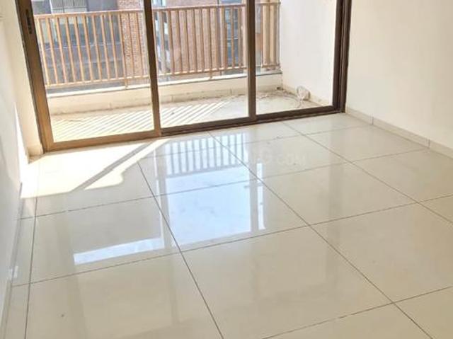 3 BHK Apartment in Vaishno Devi Circle for resale Ahmedabad. The reference number is 19620788